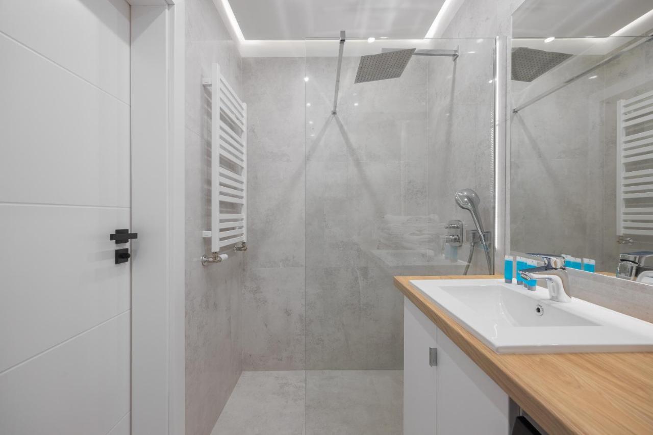 Aurora Prime Apartment Varşovia Exterior foto